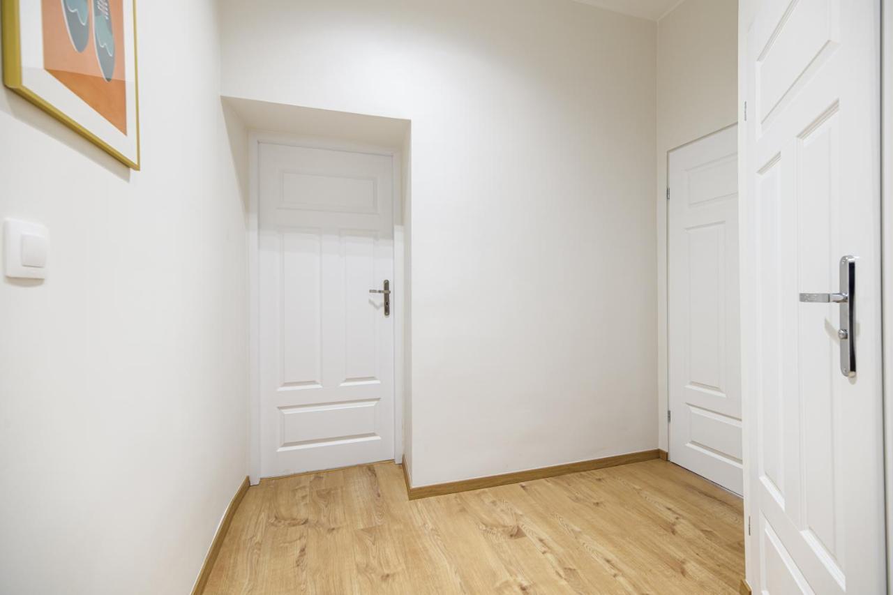 Native Apartments Zulawskiego 8 คราคูฟ ภายนอก รูปภาพ